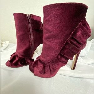 JUSTFAB Borati stiletto booties, size 7.5